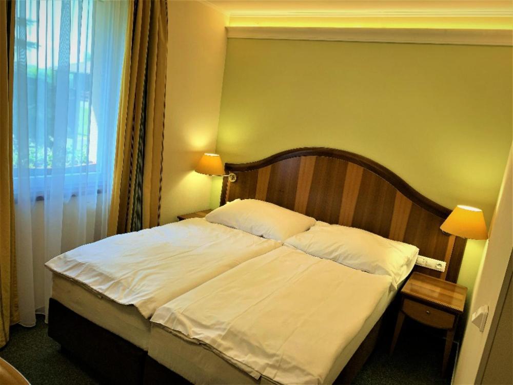 Camping La Provence Hotel Velka Hledsebe Exterior photo